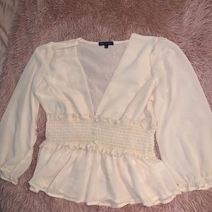 Cute loose fit Cream Top 🌻